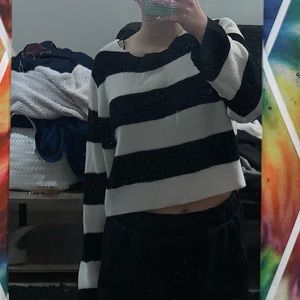 M H&M striped sweater